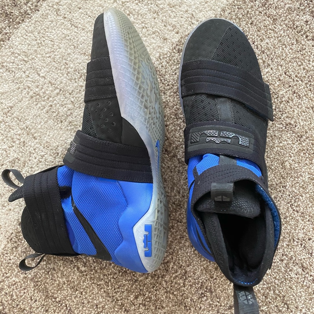 Nike LeBron James Soldier Ten 10 US 9.5